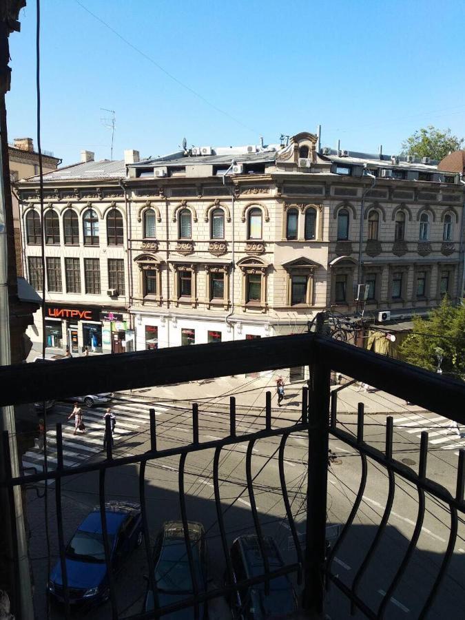 Pandeson Hostel Dniepropietrowsk Zewnętrze zdjęcie