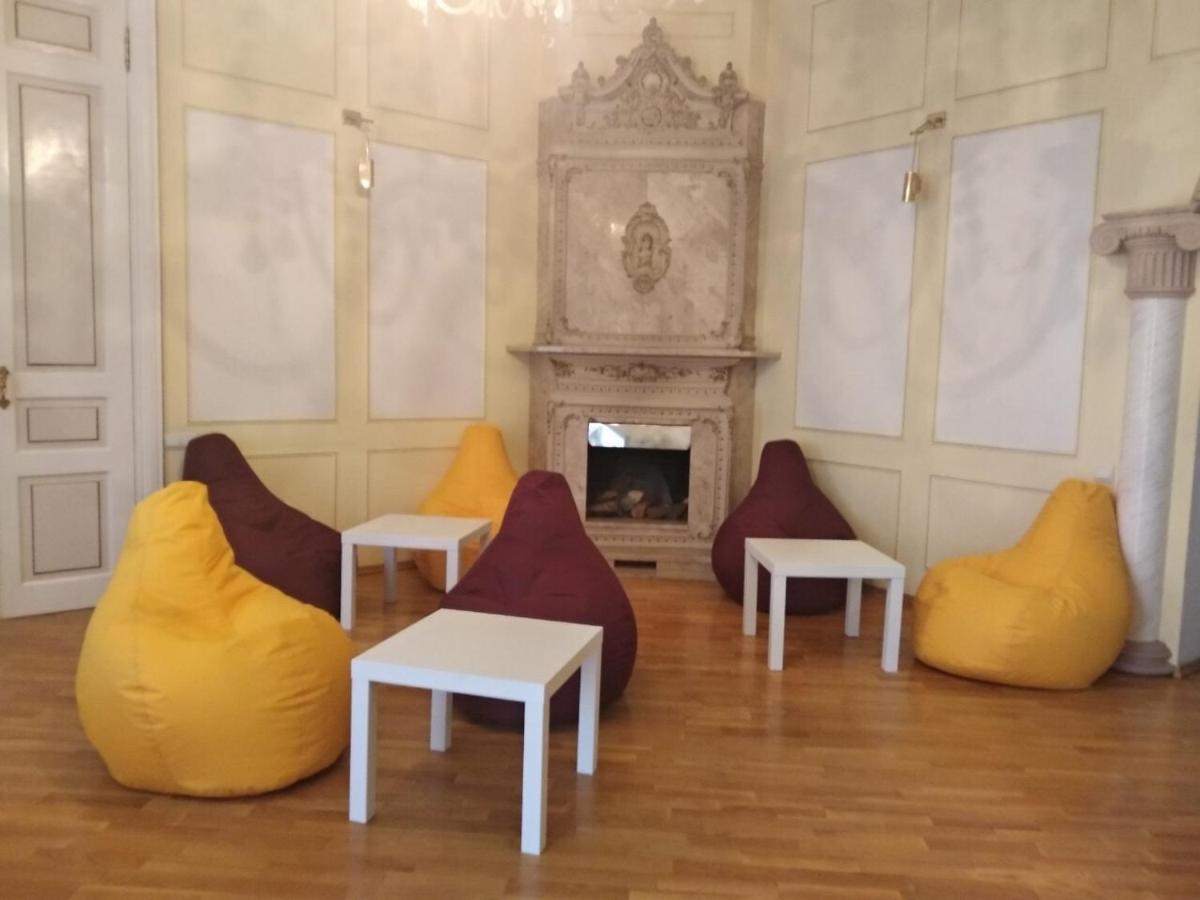 Pandeson Hostel Dniepropietrowsk Zewnętrze zdjęcie