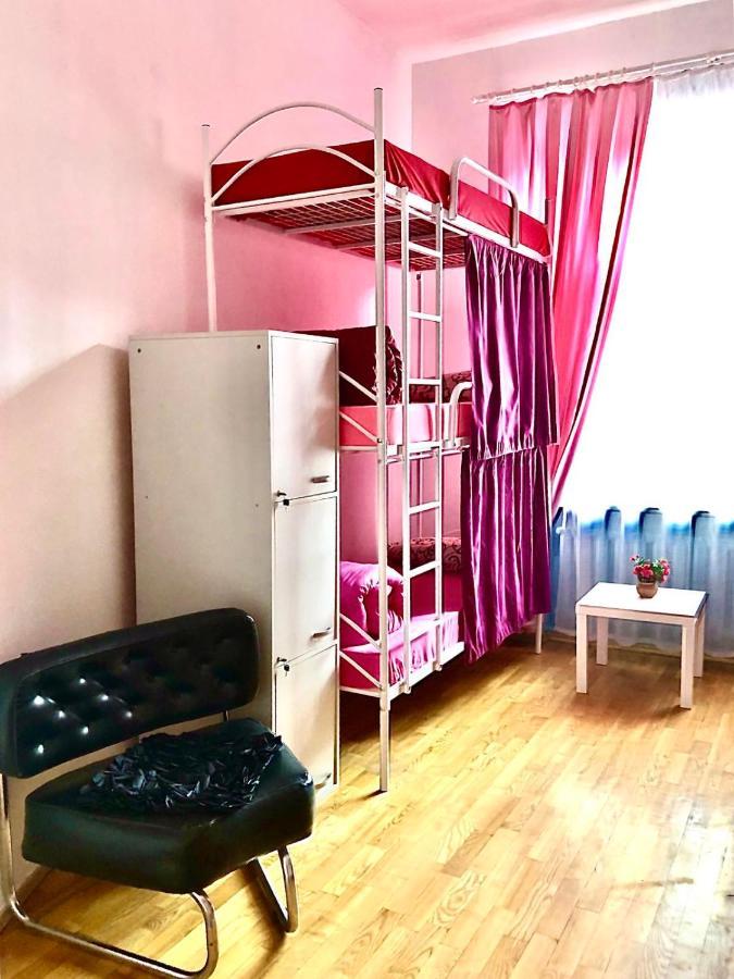 Pandeson Hostel Dniepropietrowsk Zewnętrze zdjęcie