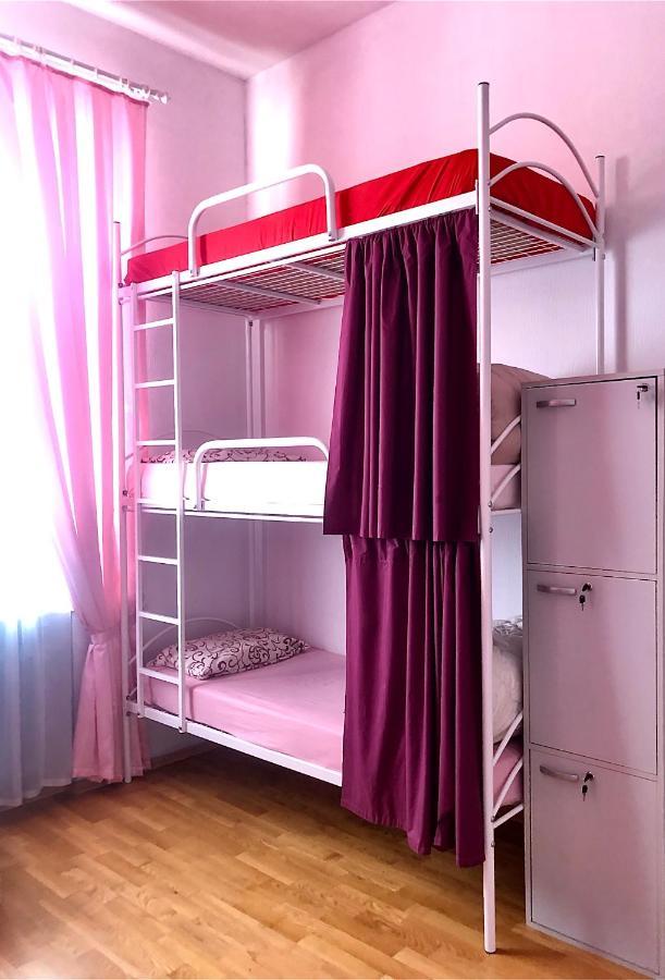 Pandeson Hostel Dniepropietrowsk Zewnętrze zdjęcie